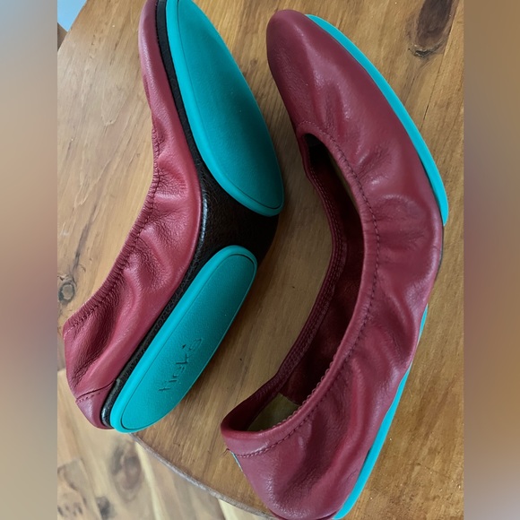 Tieks Cardinal Red - Picture 5 of 6